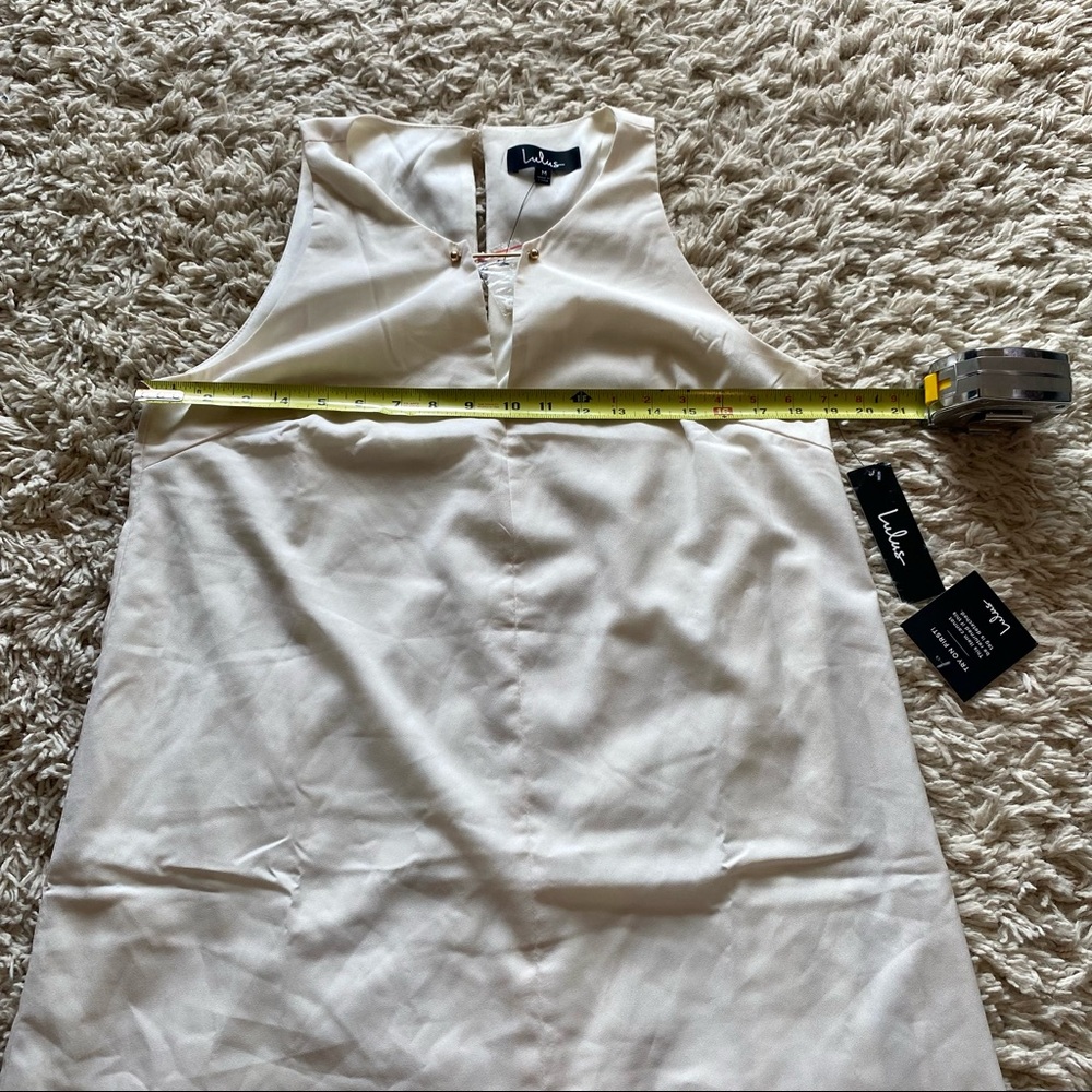 Lulu’s White Sleeveless Sheath Mini Dress Size M - Picture 10 of 11